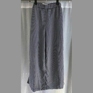Madewell Texture & Thread navy and white striped wide leg pants, women's M